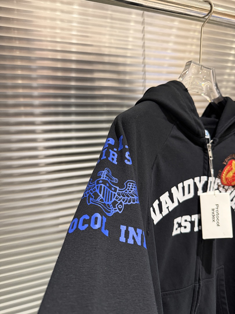 Marka modowa 25FW, bluza z kap – Streetwear Brand Slogans recenzja i cena
