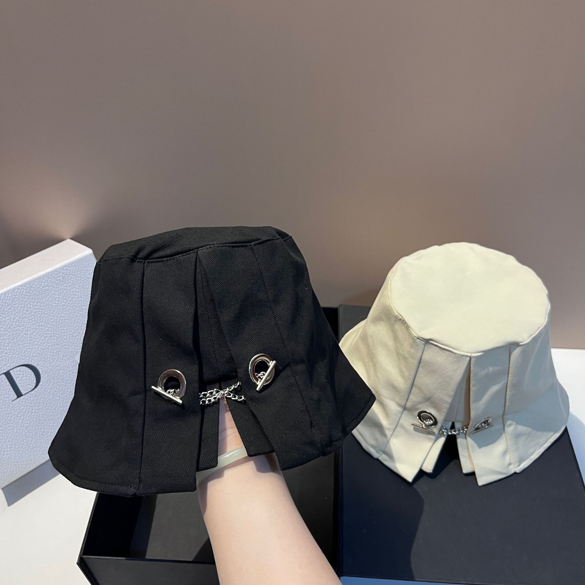 Projektant marki metalowy łańc – Streetwear Brand Beanie recenzja i cena